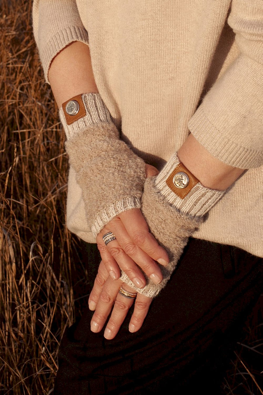 Noosa Pachamama alpaca bouclé handschoenen latte melange